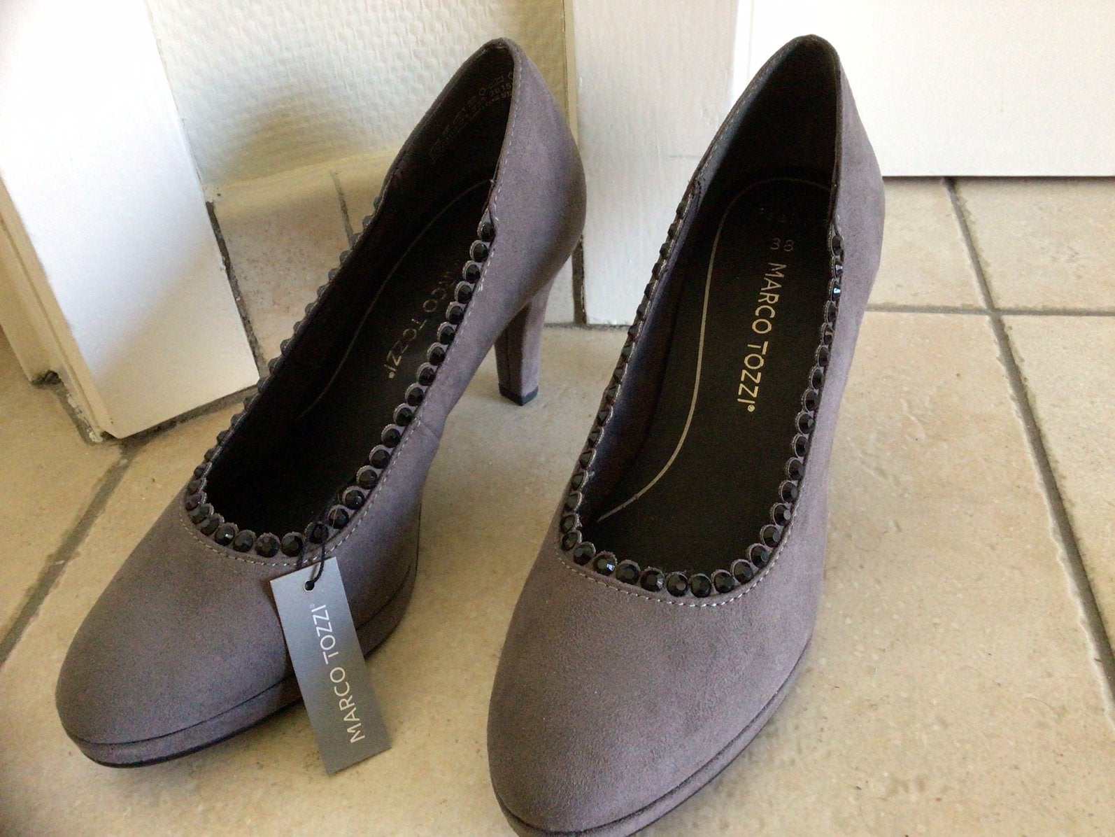 Escarpins Marco Tozzi, taille 38, neufs, Neuf, Gris, Enlèvement ou Envoi, Escarpins