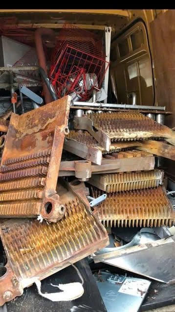 Ferrailleur retirer votre vieux métal gratuit 0456 87 34 75, Enlèvement, Comme neuf