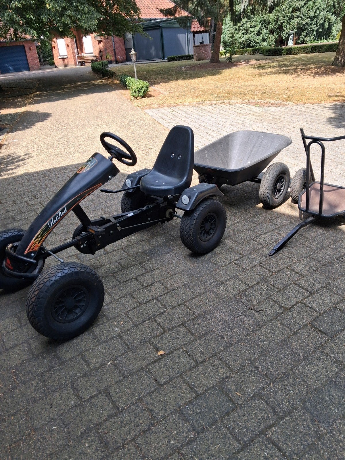 gocart met kipkar en persoonkar., Enlèvement