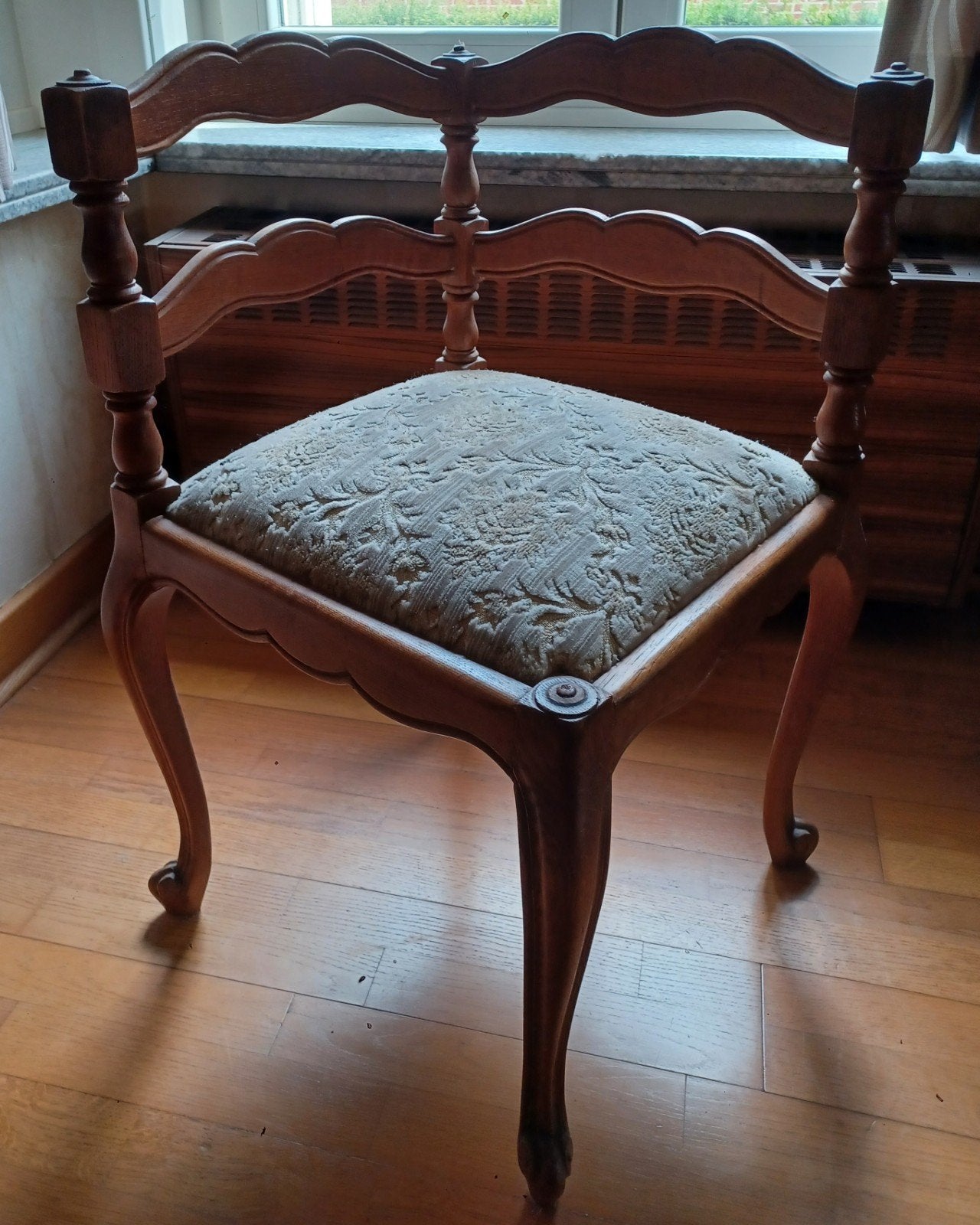 Vintage hoekstoel., Ophalen