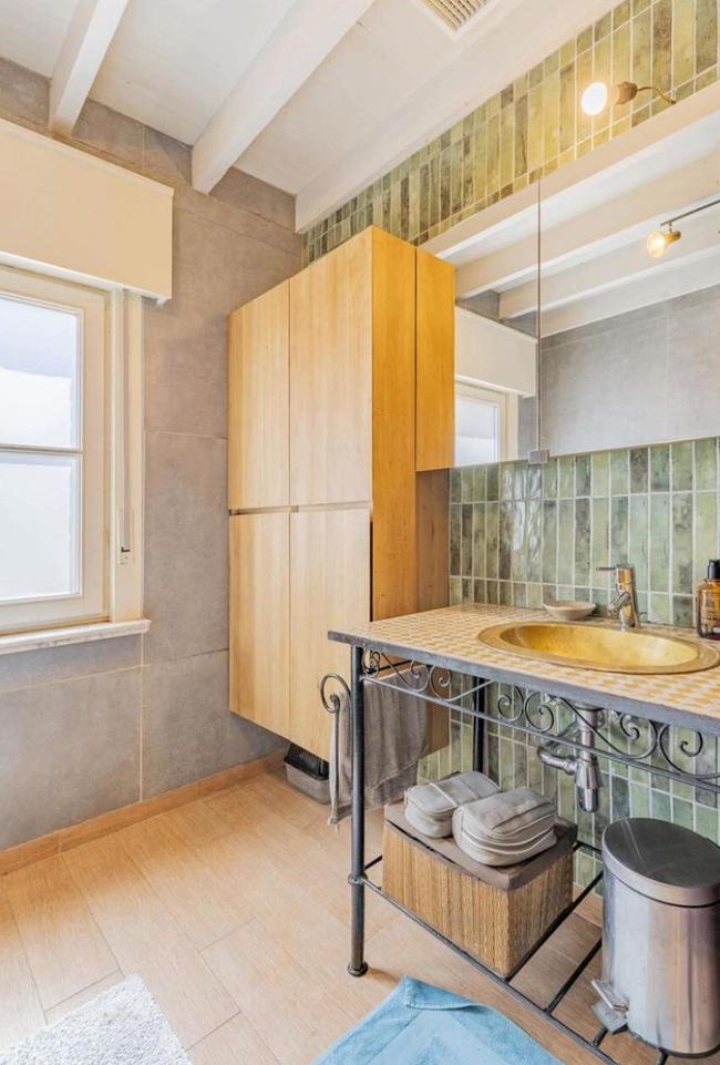 Hangkasten badkamer, Huis en Inrichting, Ophalen, Zo goed als nieuw, Met deur(en)