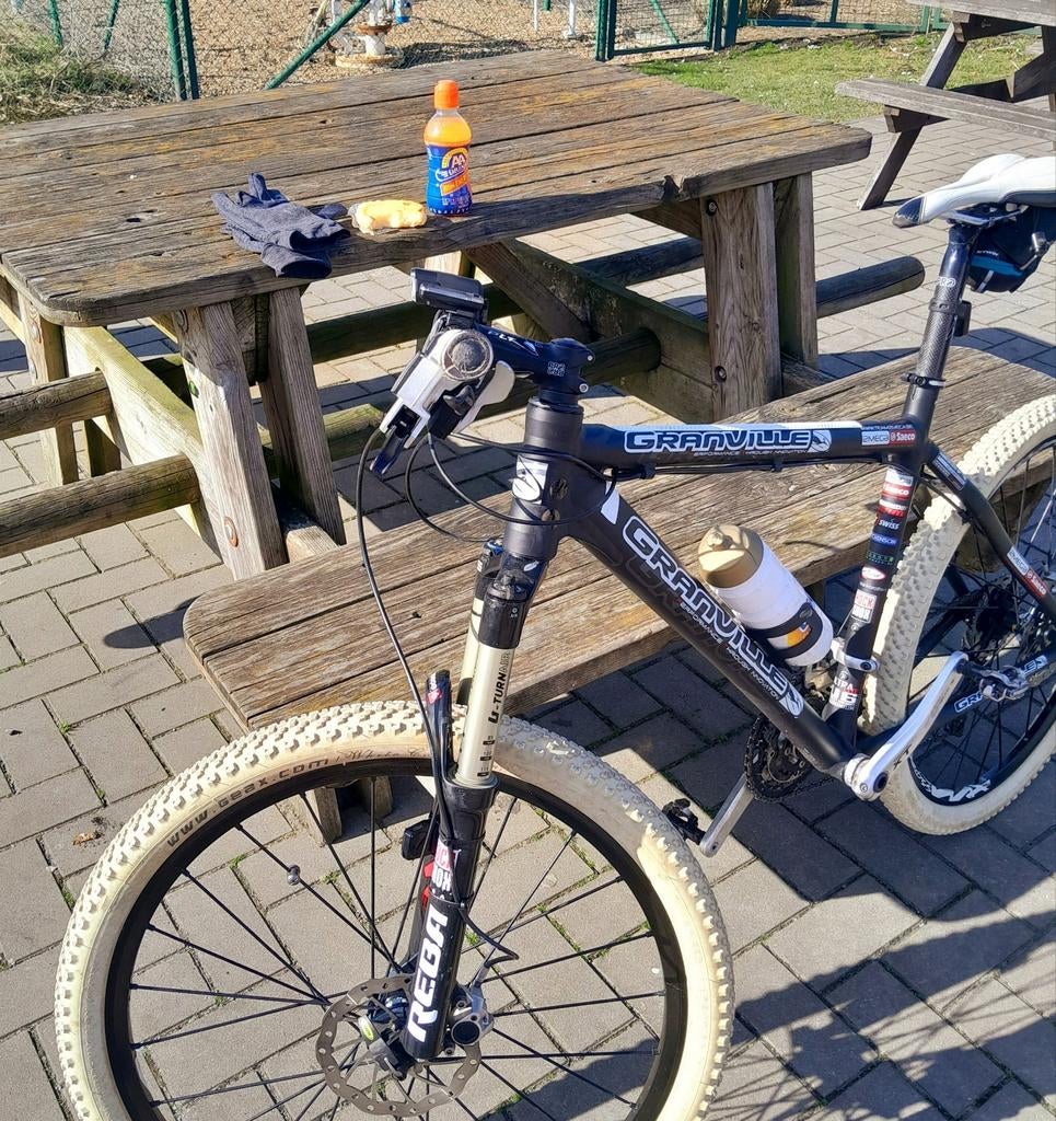 MTB  Granville  Carbon, Enlèvement