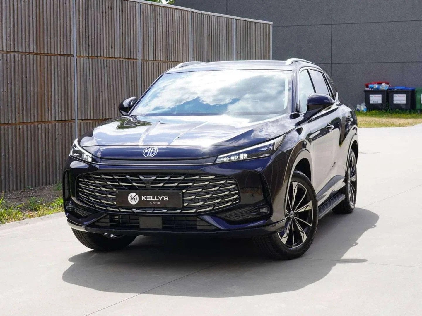 MG EHS PHEV 1.5 Turbo Luxury (249 kW) Luxury (automatique), Cuir, Entreprise, Noir, 5 portes