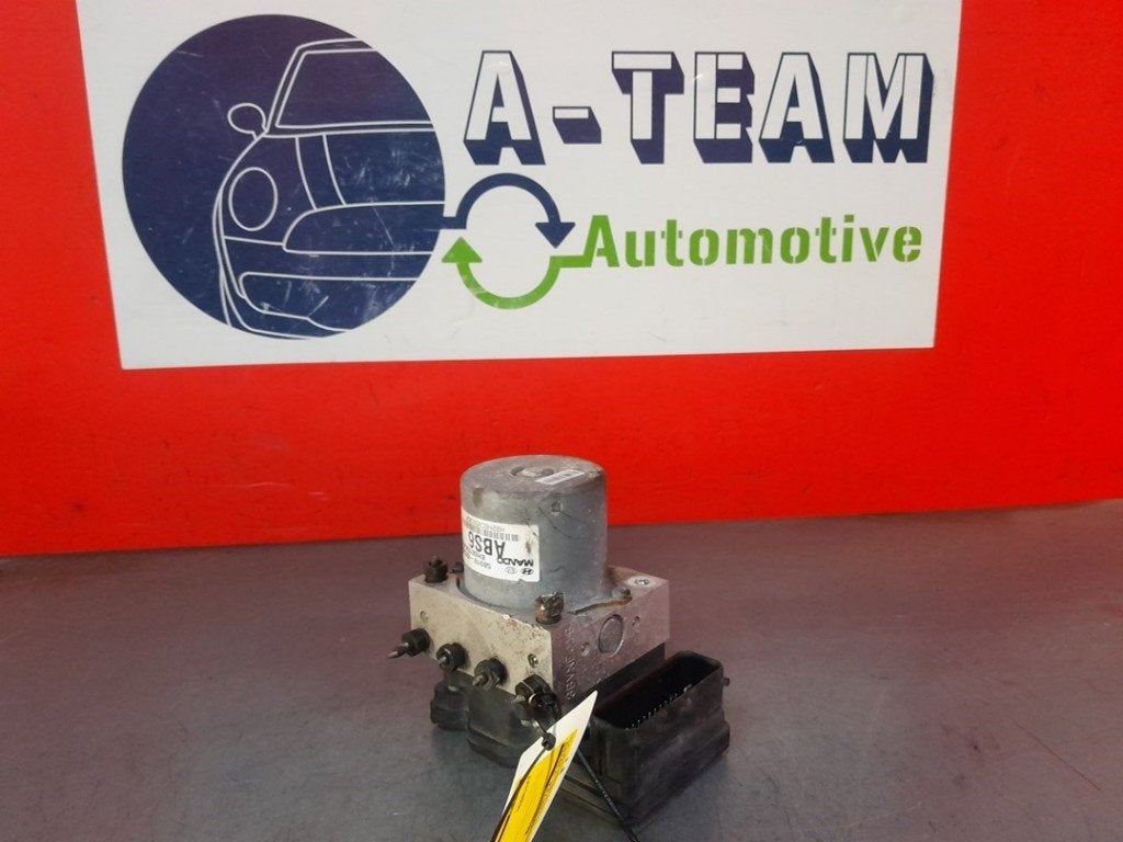 ABS POMP ABS Hyundai i10 (F5) (|589100X550|), Gebruikt, Hyundai