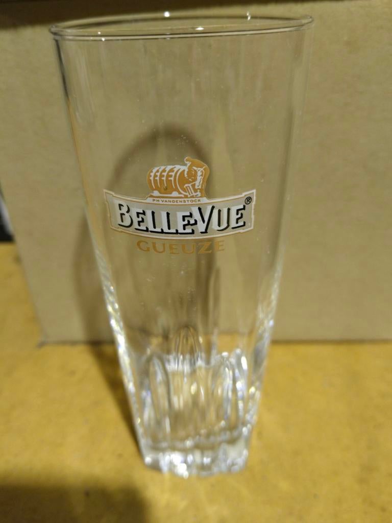 24 Geuze Belle vue glazen, Collections, Enlèvement