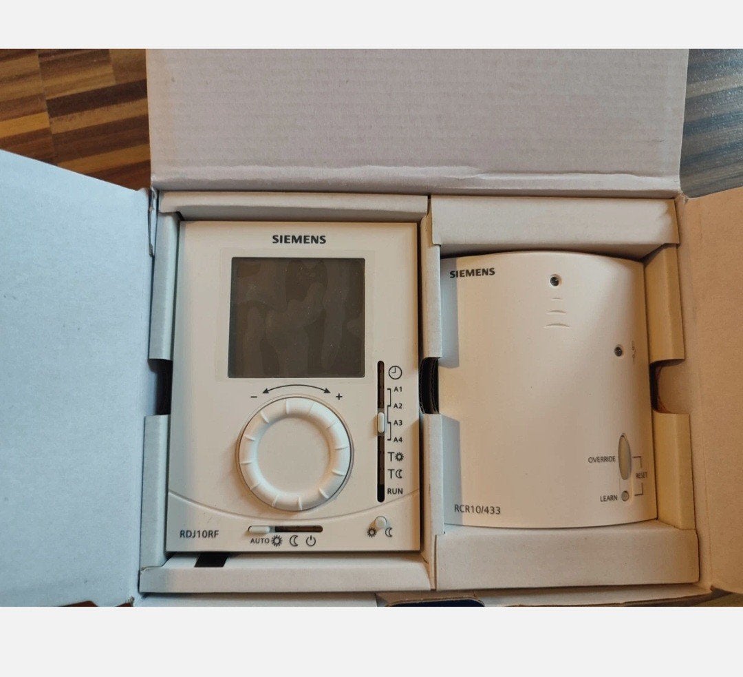 Je vends ce thermostat sans fil Siemens RDJ10RF/SET accompag, Enlèvement ou Envoi