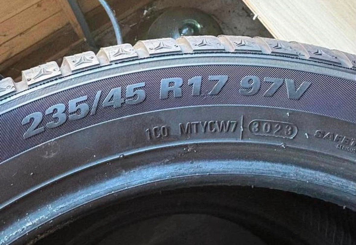 Winterbanden KUMHO, Auto-onderdelen, Banden en Velgen, Ophalen