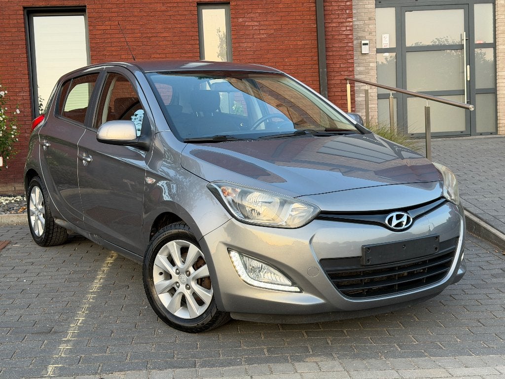Hyundai i20 ( City ) 1.1CRDI ( 75Ch ) 133.118Km CT Ok, Autos, Hyundai, Achat, https://public.car-pass.be/vhr/4fc641bd-e53c-4e64-8c9d-cc357216eb58