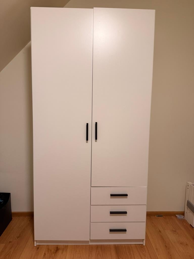 Bijna nieuwe kledingkast 97x52x200, 200 cm of meer, 50 tot 100 cm, Zo goed als nieuw, 50 tot 75 cm