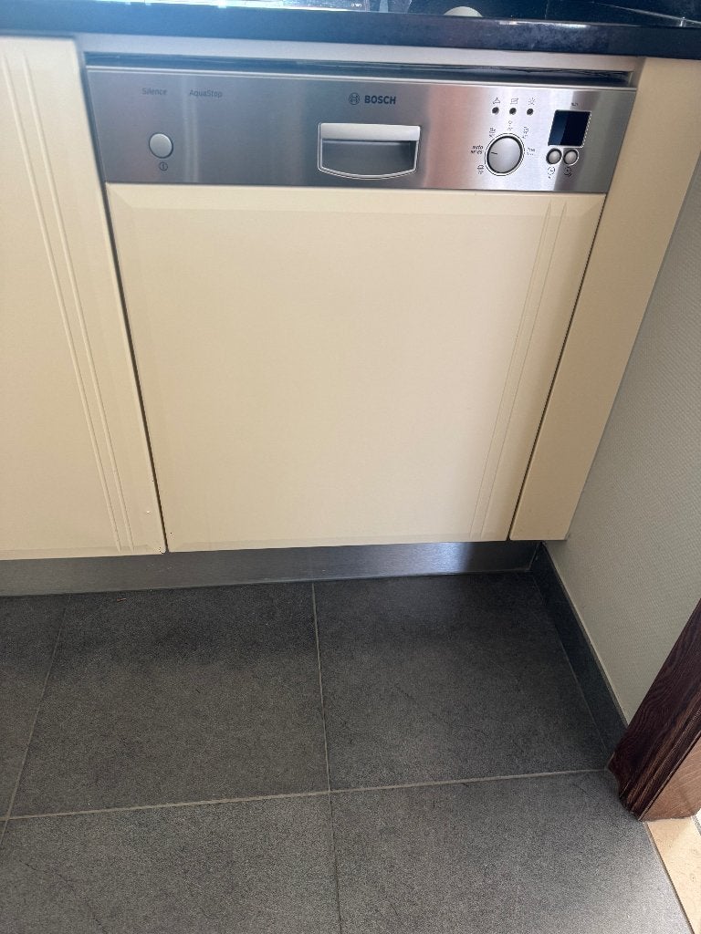 Vaatwasser, Elektronische apparatuur, Vaatwasmachines, Ophalen, Eco programma, Minder dan 10 liter, Zo goed als nieuw