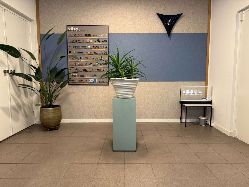 Dirk van der Kooij | Mummy Planter Vaas | Wit | 1x, Huis en Inrichting, Woonaccessoires | Vazen, Dirk van der Kooij, Kunststof