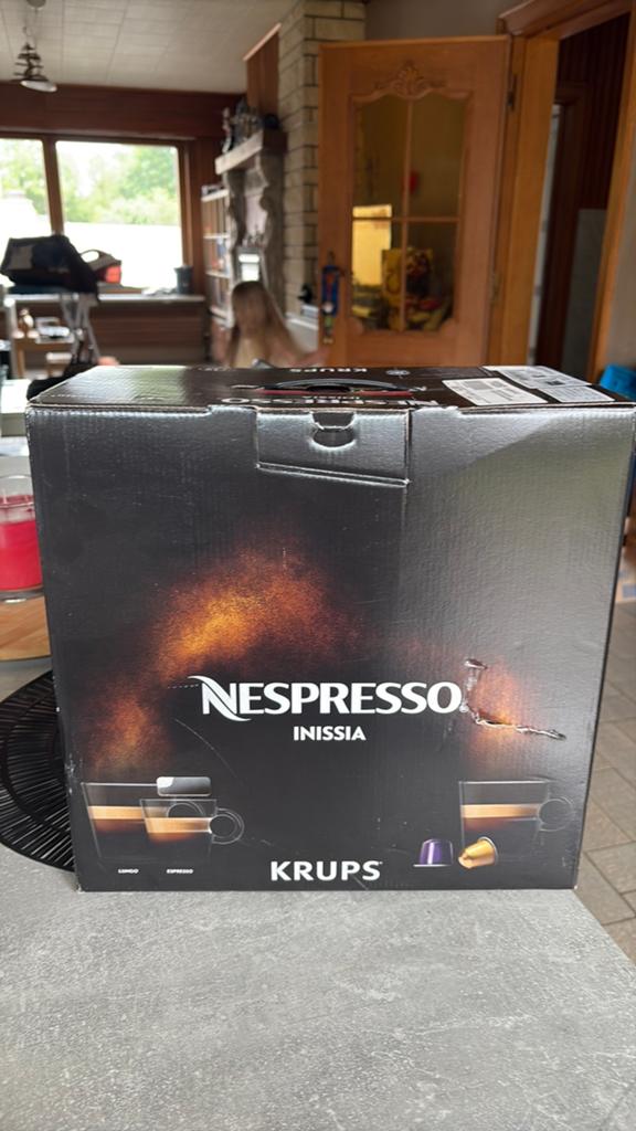 Nespresso Inissia-koffiezetapparaat, Ophalen of Verzenden, Zo goed als nieuw