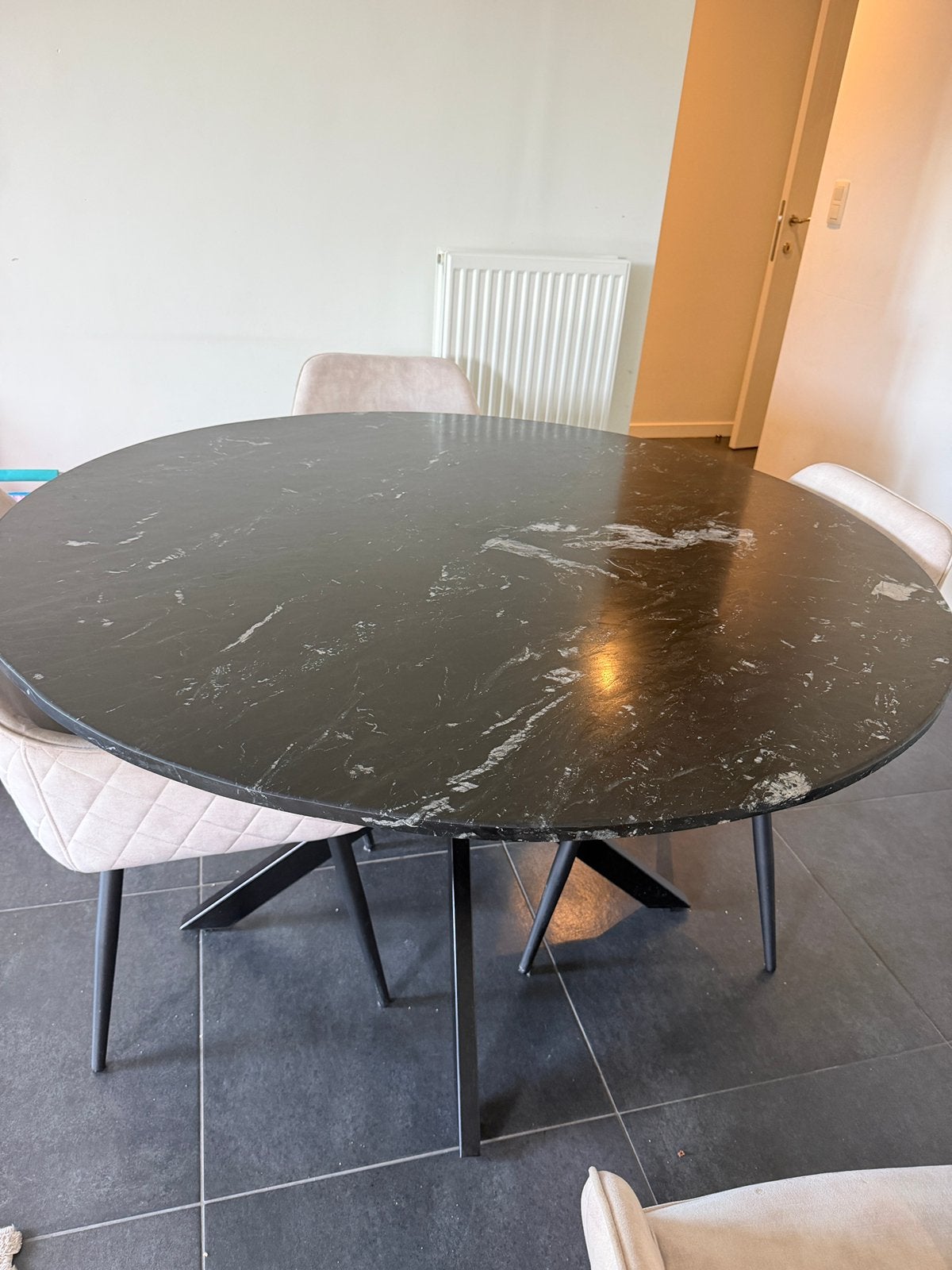 Ronde marmeren eettafel te koop, Enlèvement, Comme neuf