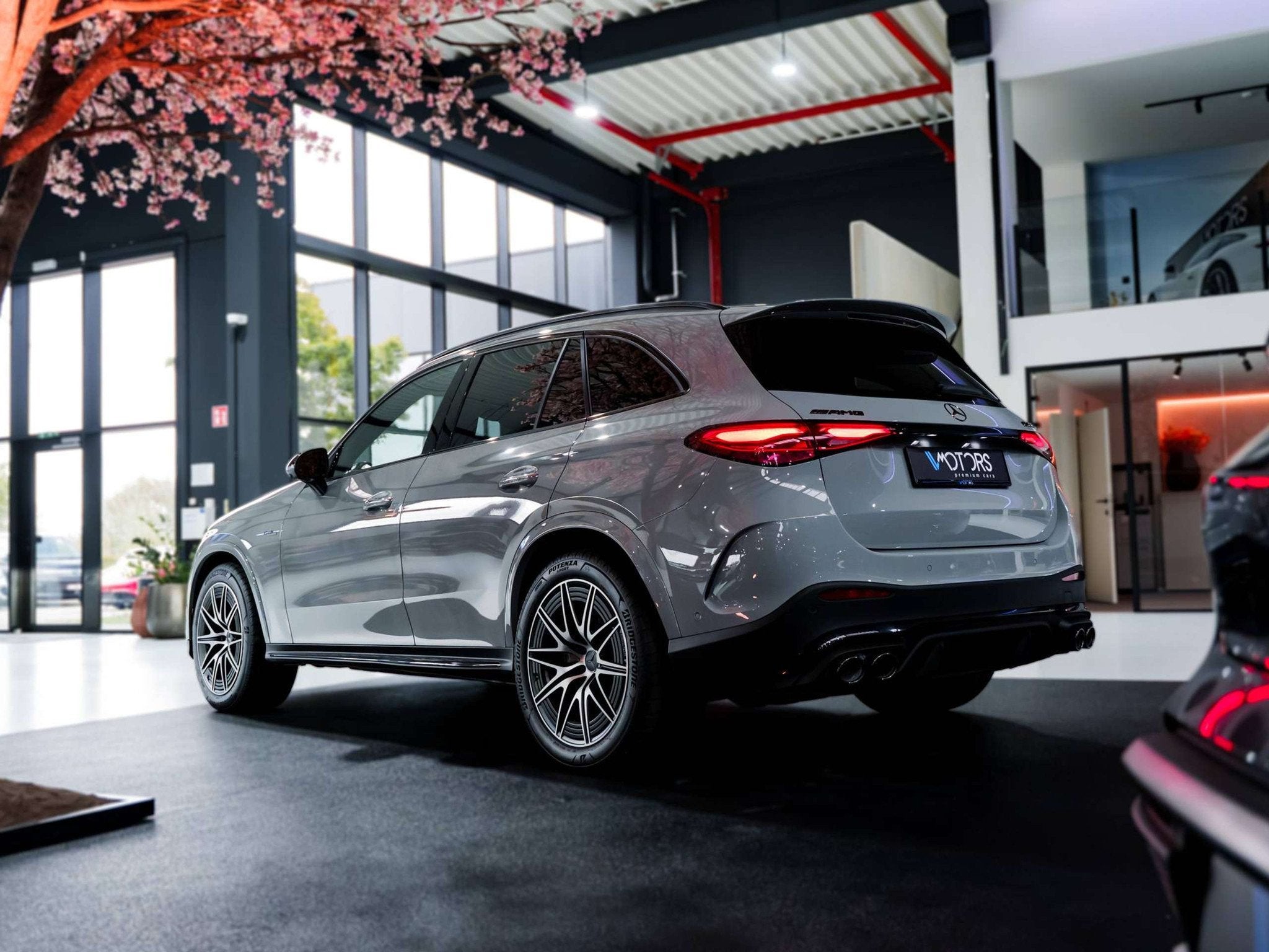 Mercedes-Benz GLC 43 AMG 4MATIC - Pano - Digital Light - Dis, Auto's, Automaat, Gebruikt, 4 cilinders, Leder