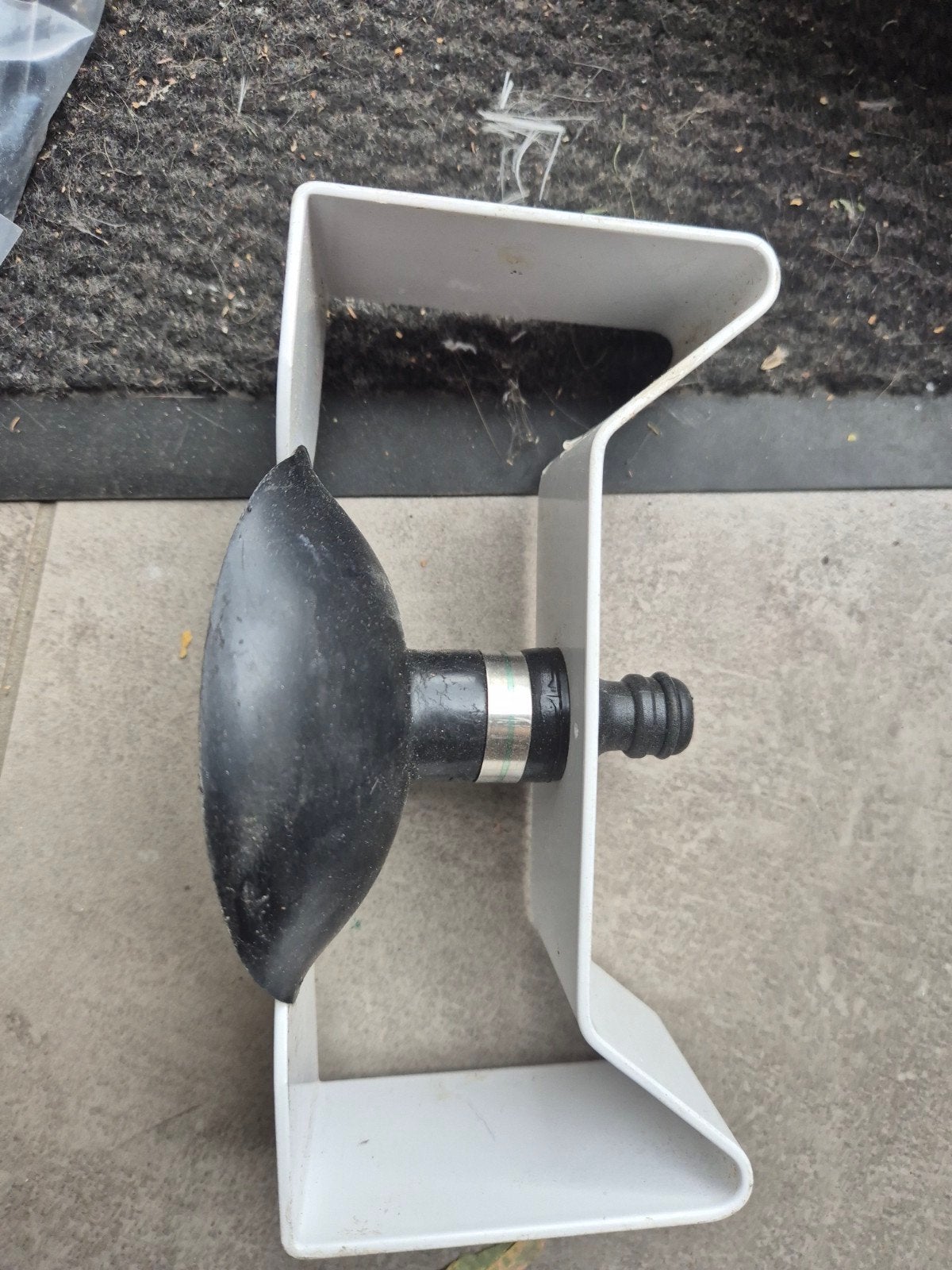 spoelklemmen buitenboordmotor, Ophalen