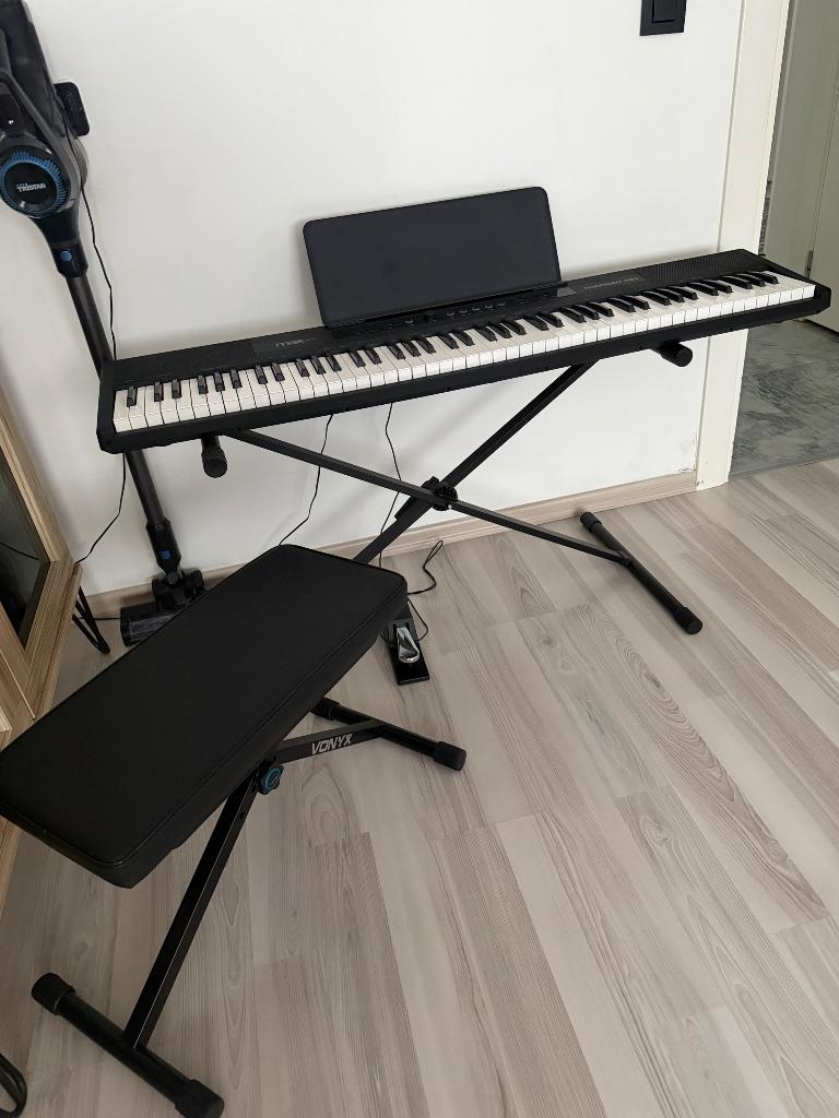 Piano, Muziek en Instrumenten, Piano's, Zo goed als nieuw, Piano, Zwart, Digitaal, Ophalen