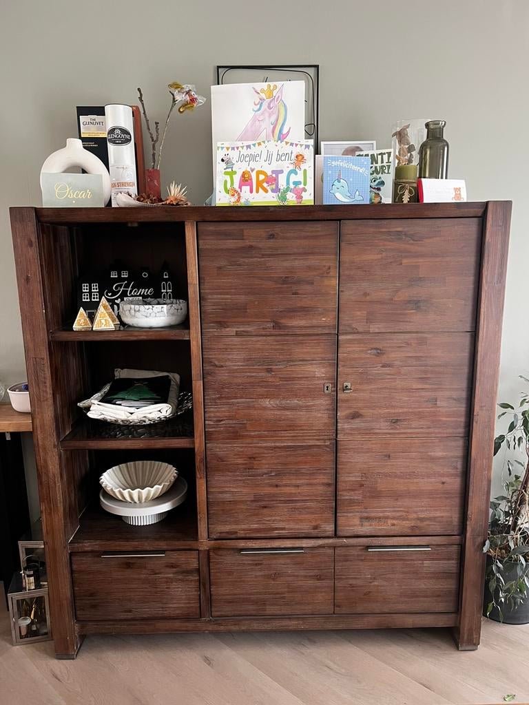 Complete eetkamerset te koop, Ophalen