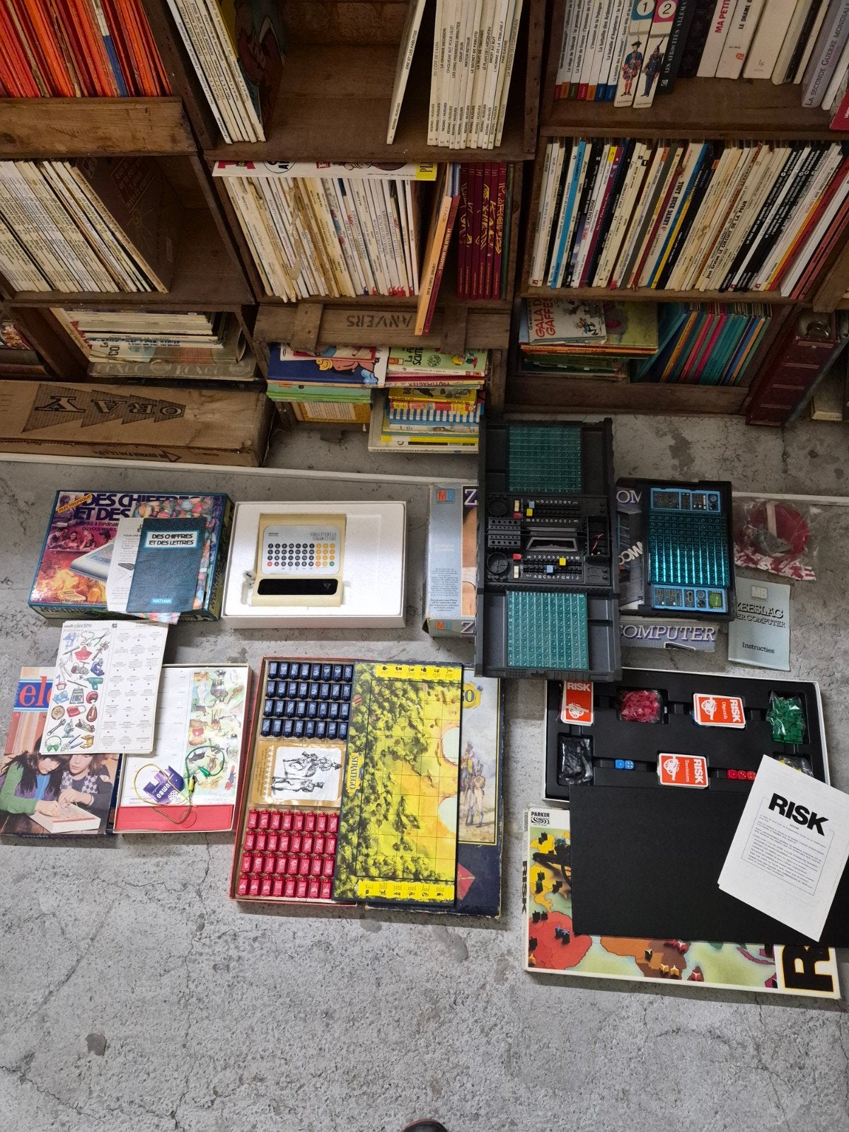 Set van 5 vintage retro bordspellen (Risk, Stratego, Bat), Hobby en Vrije tijd, Vijf spelers of meer, Ophalen of Verzenden, Gebruikt