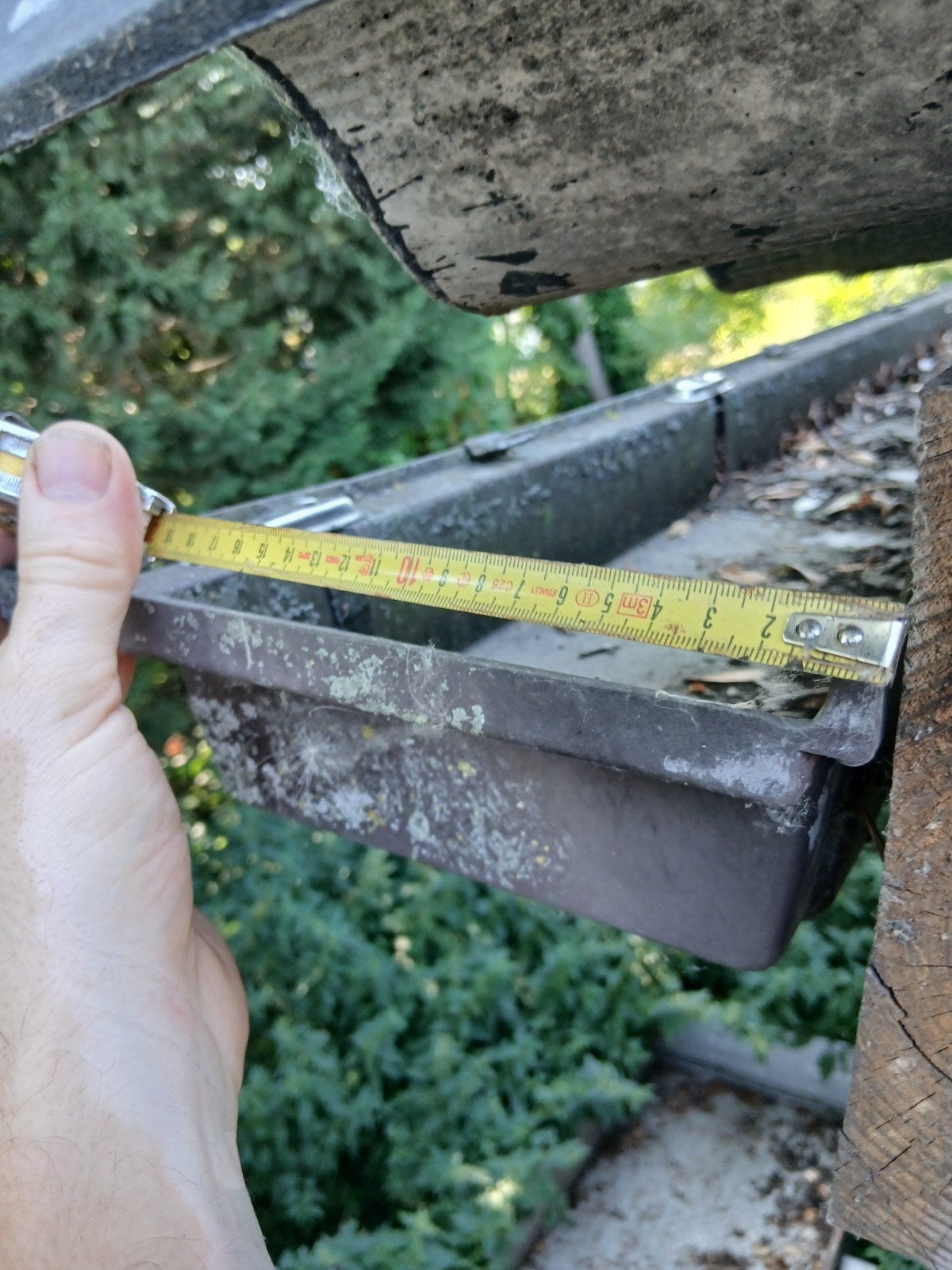 RECHERCHÉ : gouttière similaire, 80 mm ou plus, Enlèvement ou Envoi, PVC, Gouttière
