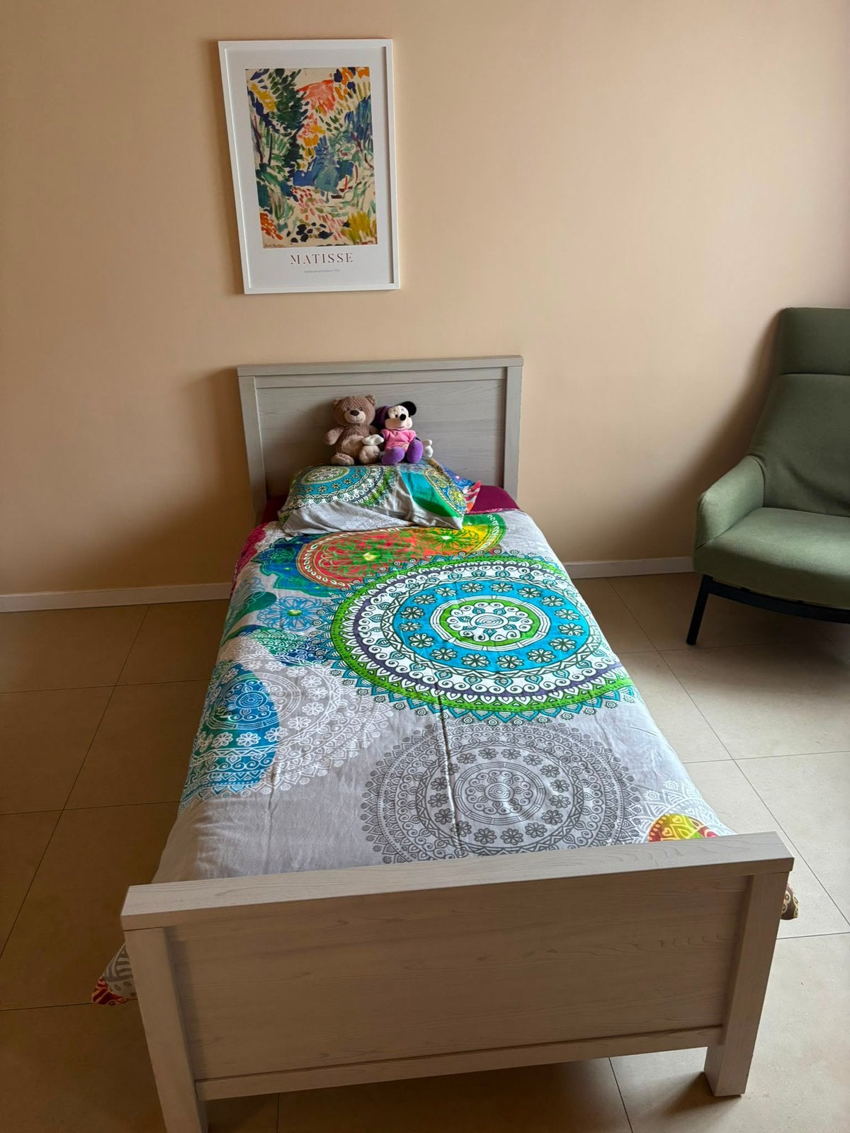 1 persoonsbed, Huis en Inrichting, Slaapkamer | Complete slaapkamers, Ophalen, Zo goed als nieuw