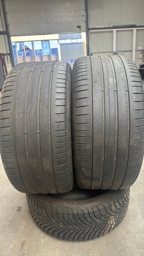 2753521  275/35/21  275/35R21 zomer merk Pirelli, Ophalen