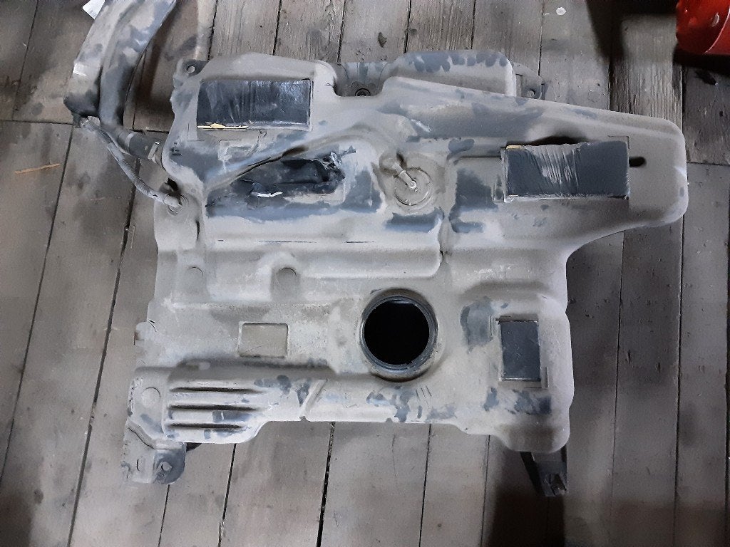 BRANDSTOFTANK Renault Espace (JK) (01-2002/03-2015), Gebruikt, Renault, Peter-Huppertz-Straße 5
51063  Köln, DE, Dialog.deutschland@renault.de