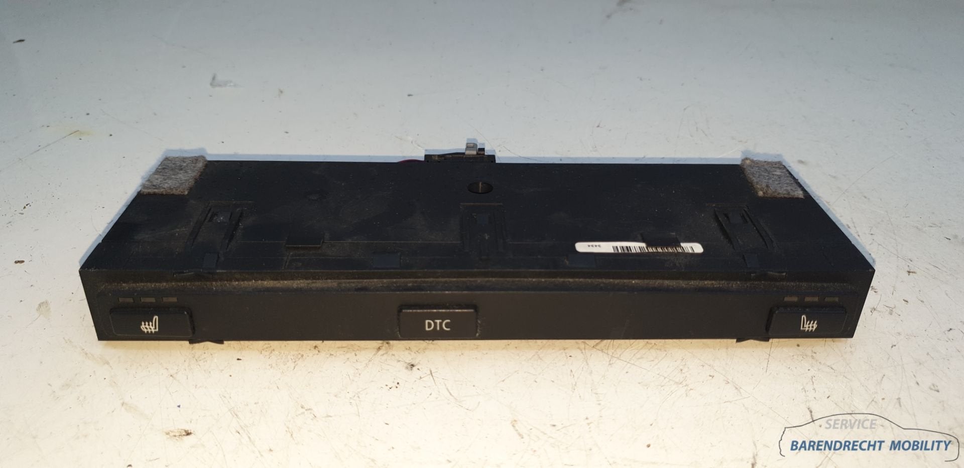 Stoelverwarmingschakelaar E60 BMW 5 serie 61319159168 origin, Petuelring 130
80788  Munich, DE, Gebruikt, Info@bmw.de, BMW