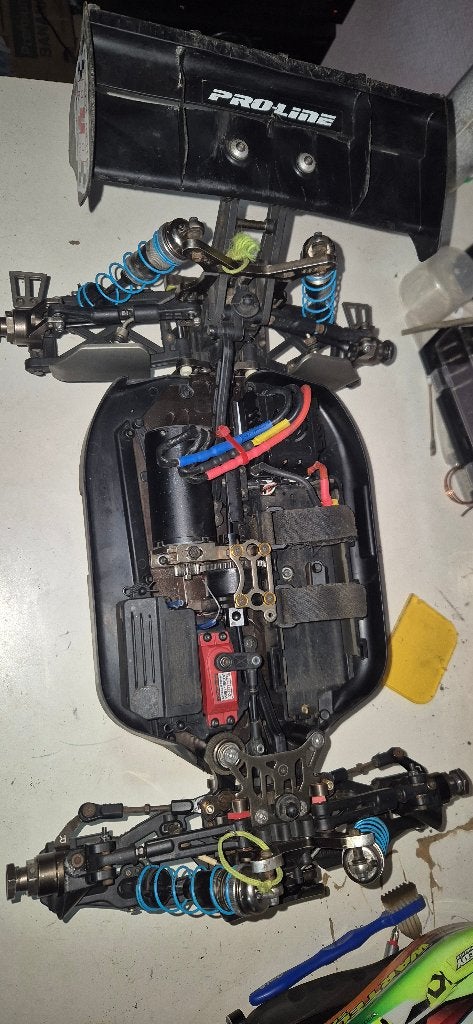 Kyosho mp9 tki, Échelle 1:8, Voiture off road, Enlèvement, Utilisé