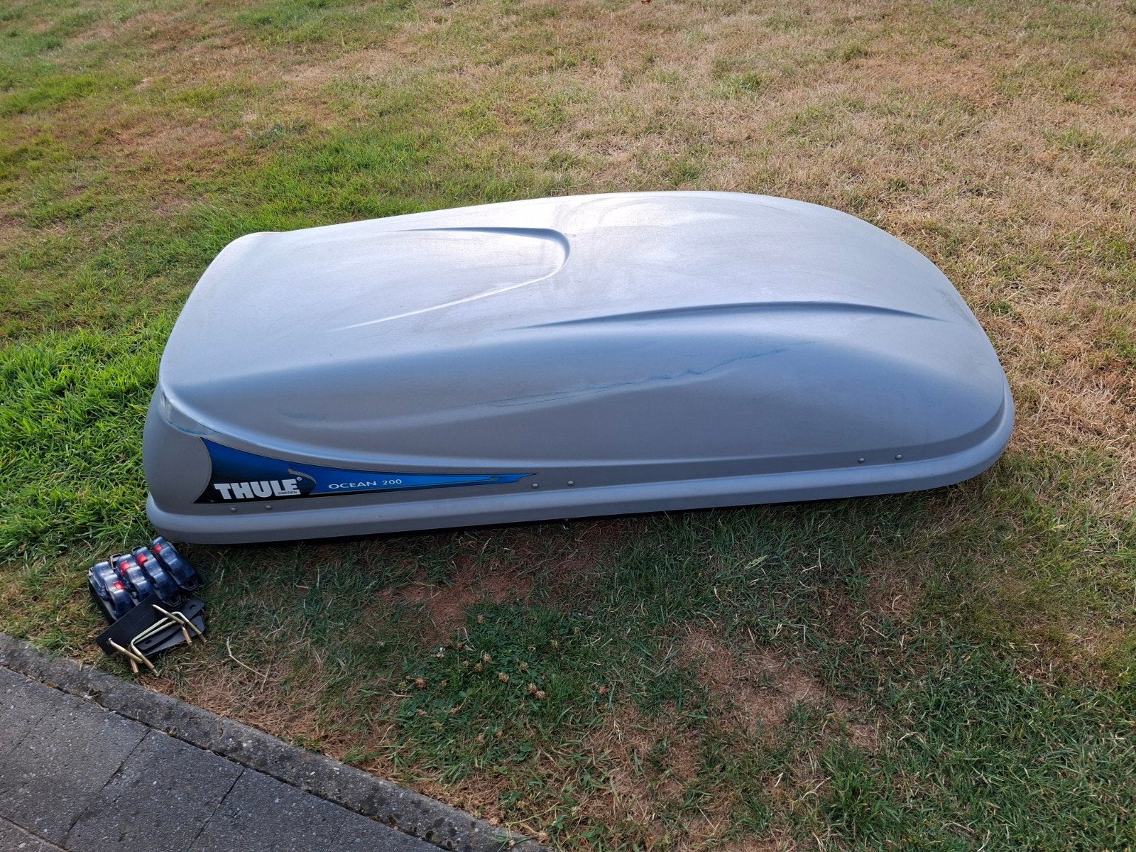 dakkoffer thule ocean 200, Ophalen