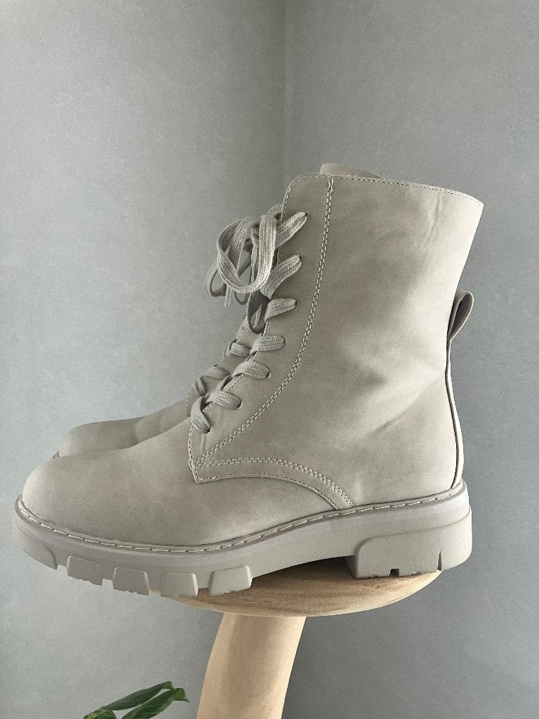 Veterlaarzen Bristol maat 42 Met ritssluiting, Hoge laarzen, Beige, Ophalen of Verzenden, Zo goed als nieuw