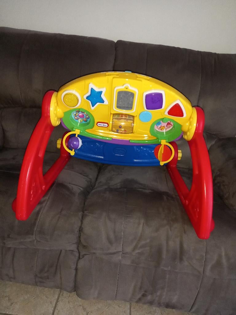 Table d'activités litlle tikes 5 en 1, Enfants & Bébés, Enlèvement ou Envoi