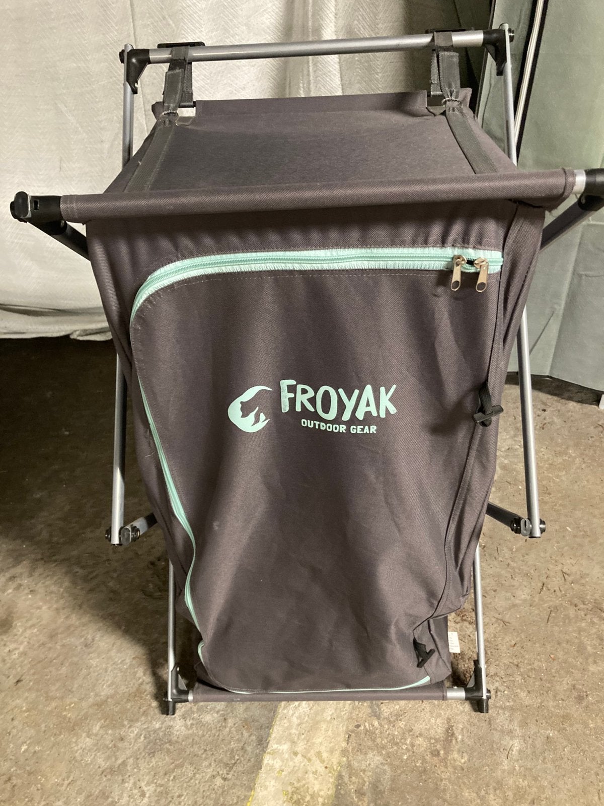 Armoire de camping Froyak., Caravanes & Camping, Enlèvement, Comme neuf