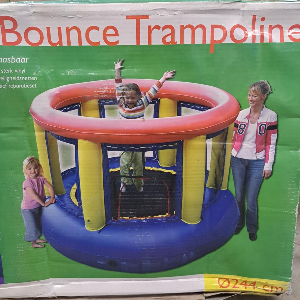Opblaasbare trampoline diameter. 244, Enlèvement