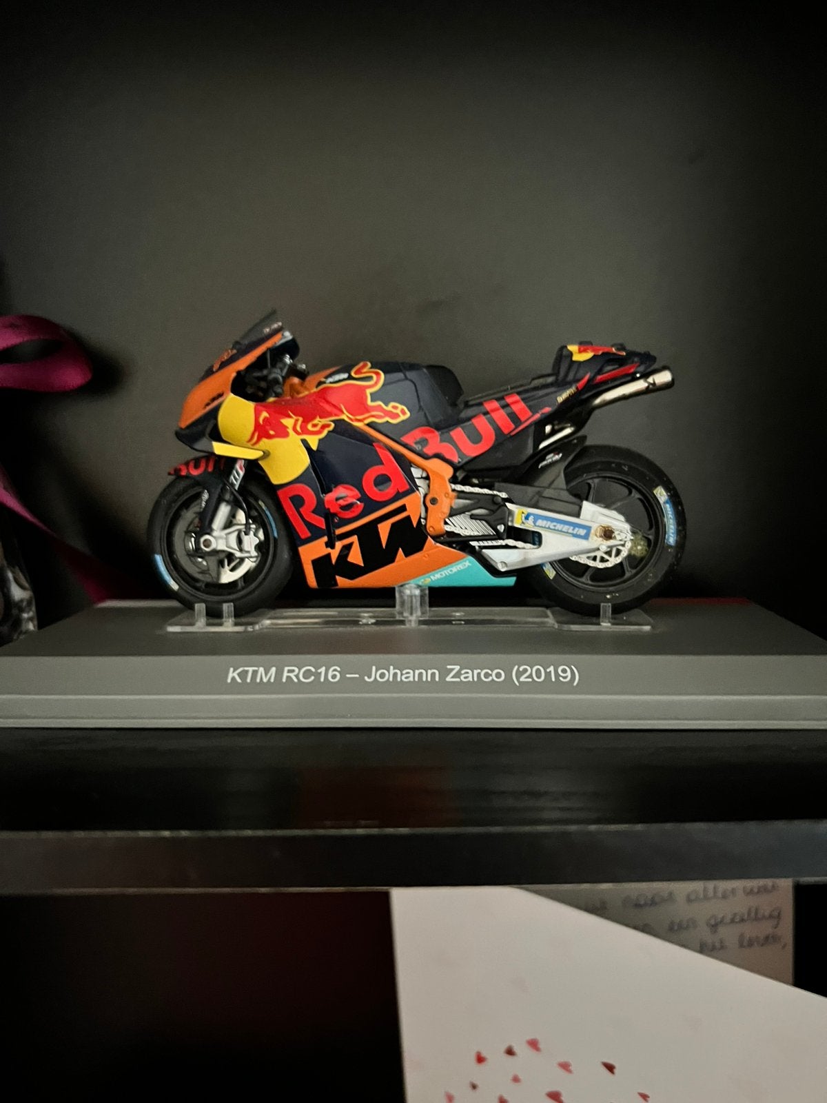 Moto collectie, Ophalen