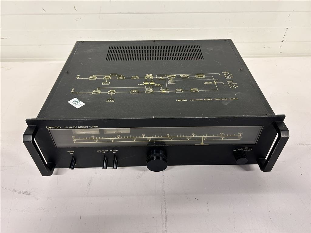 A7389. Lenco T 30 tuner, TV, Hi-fi & Vidéo, Tuners, Enlèvement ou Envoi, Utilisé