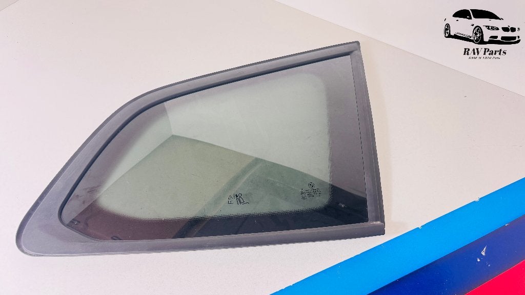 Vitre arrière droite BMW X1 U11 9451580, Autos : Pièces & Accessoires, Enlèvement ou Envoi, Utilisé, BMW