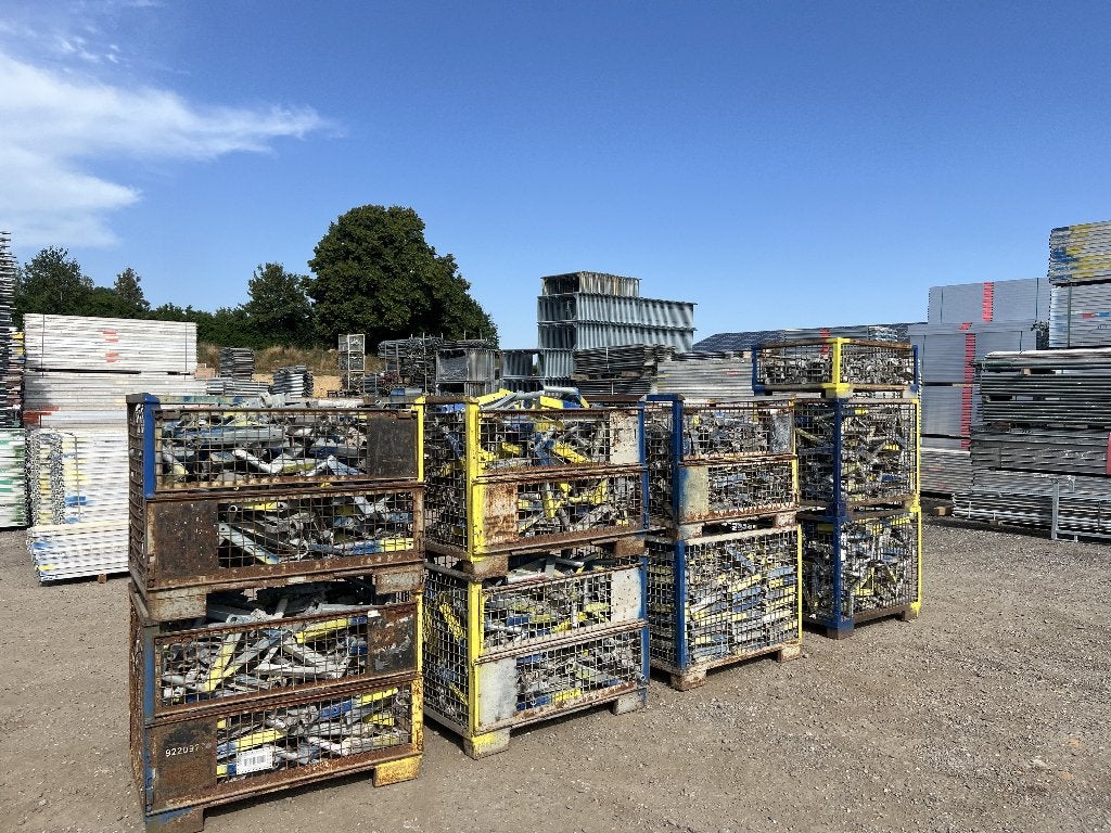 ACTIE – Layher Blitz Consoles 0,36 m | 1.500 STUKS OP, Doe-het-zelf en Bouw, Steigers, Ophalen of Verzenden, Gebruikt, Overige typen