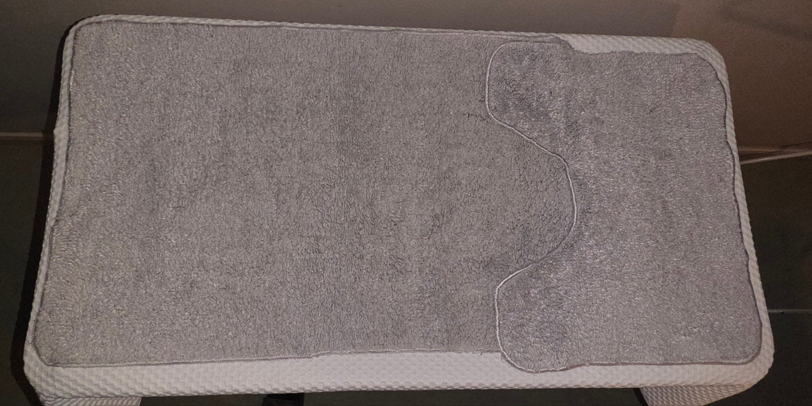 Tapis de salle de bain et de toilette gris clair, Maison & Meubles, Enlèvement ou Envoi
