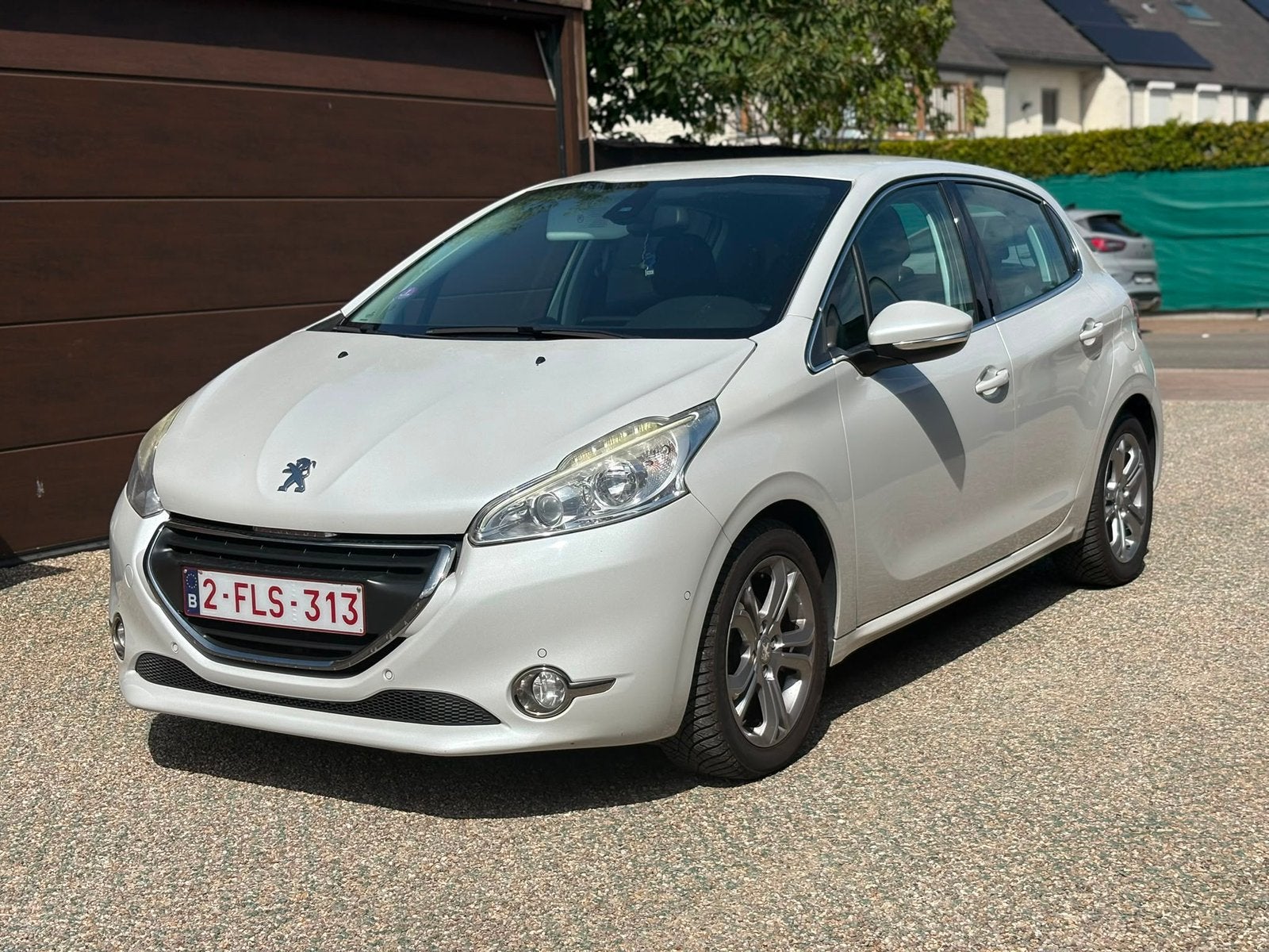 Peugeot 208 (2014) Climatisation 1.2i Navigation Euro 5b, Autos, Euro 5, Achat, 4 portes, Boîte manuelle