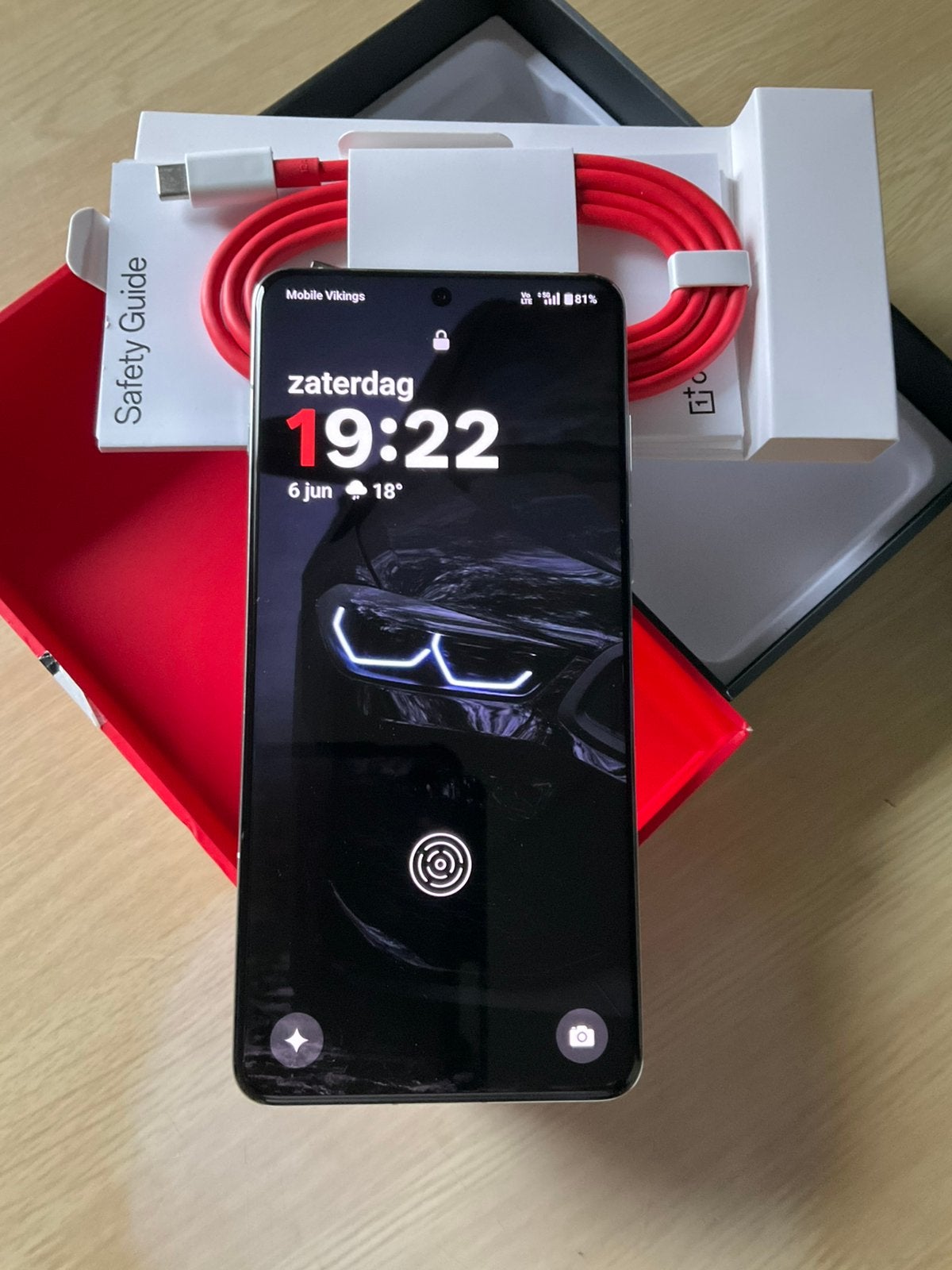 Oneplus 13.’ 512gb/16ram.., Télécoms, Téléphonie mobile | Marques Autre, Enlèvement ou Envoi, Comme neuf