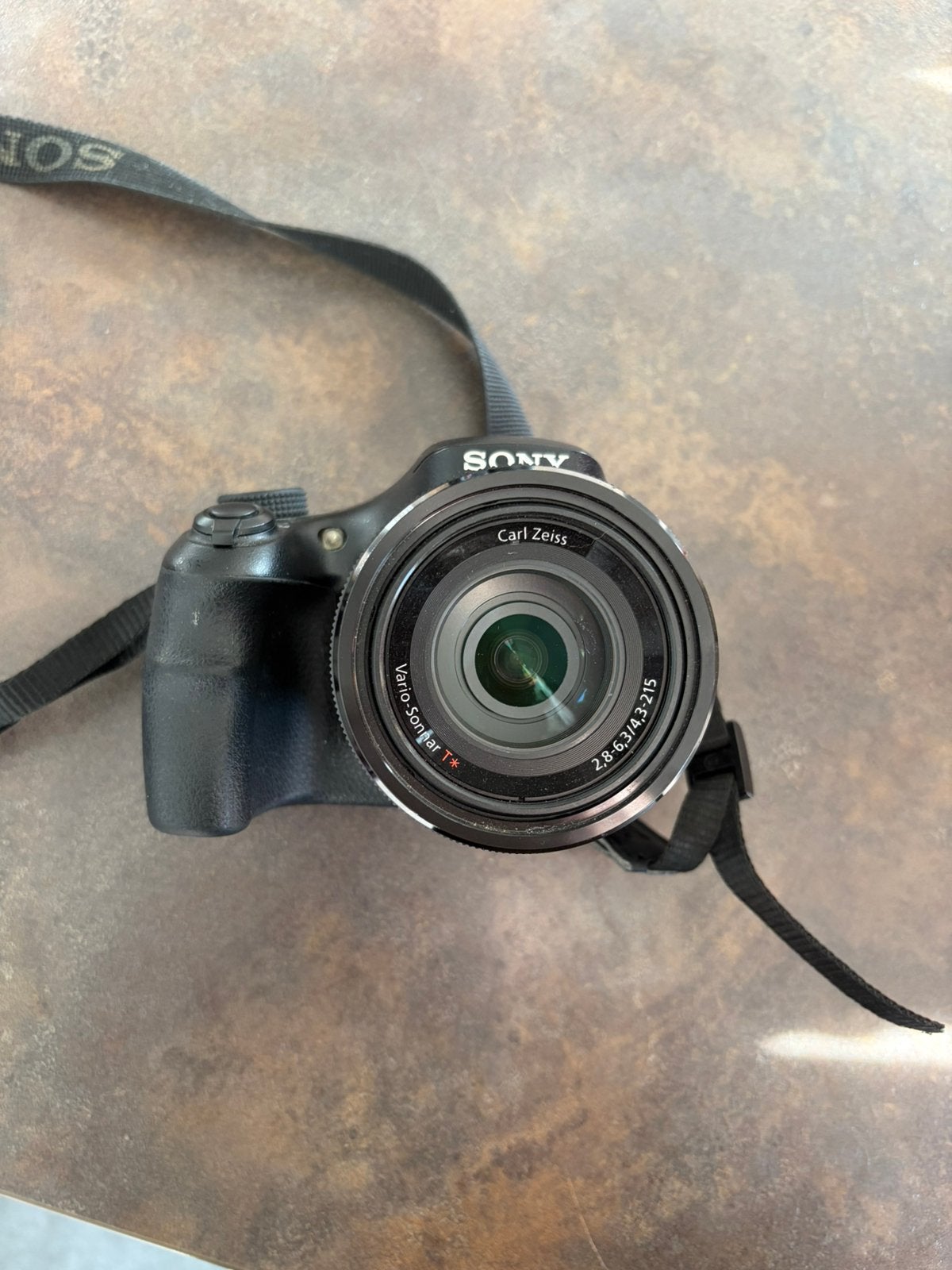 Sony Cybershot, Enlèvement, Comme neuf