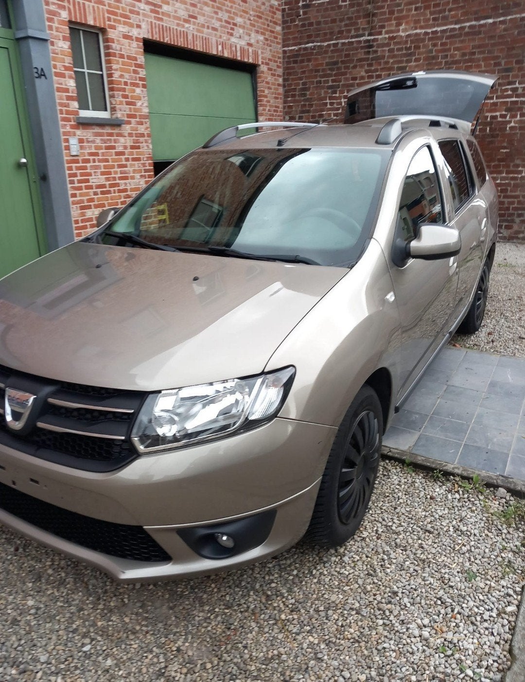 Dacia Logan 2015 gekeurd voor verkoop, Auto's, Dacia, Logan, Trekhaak, Particulier, Te koop