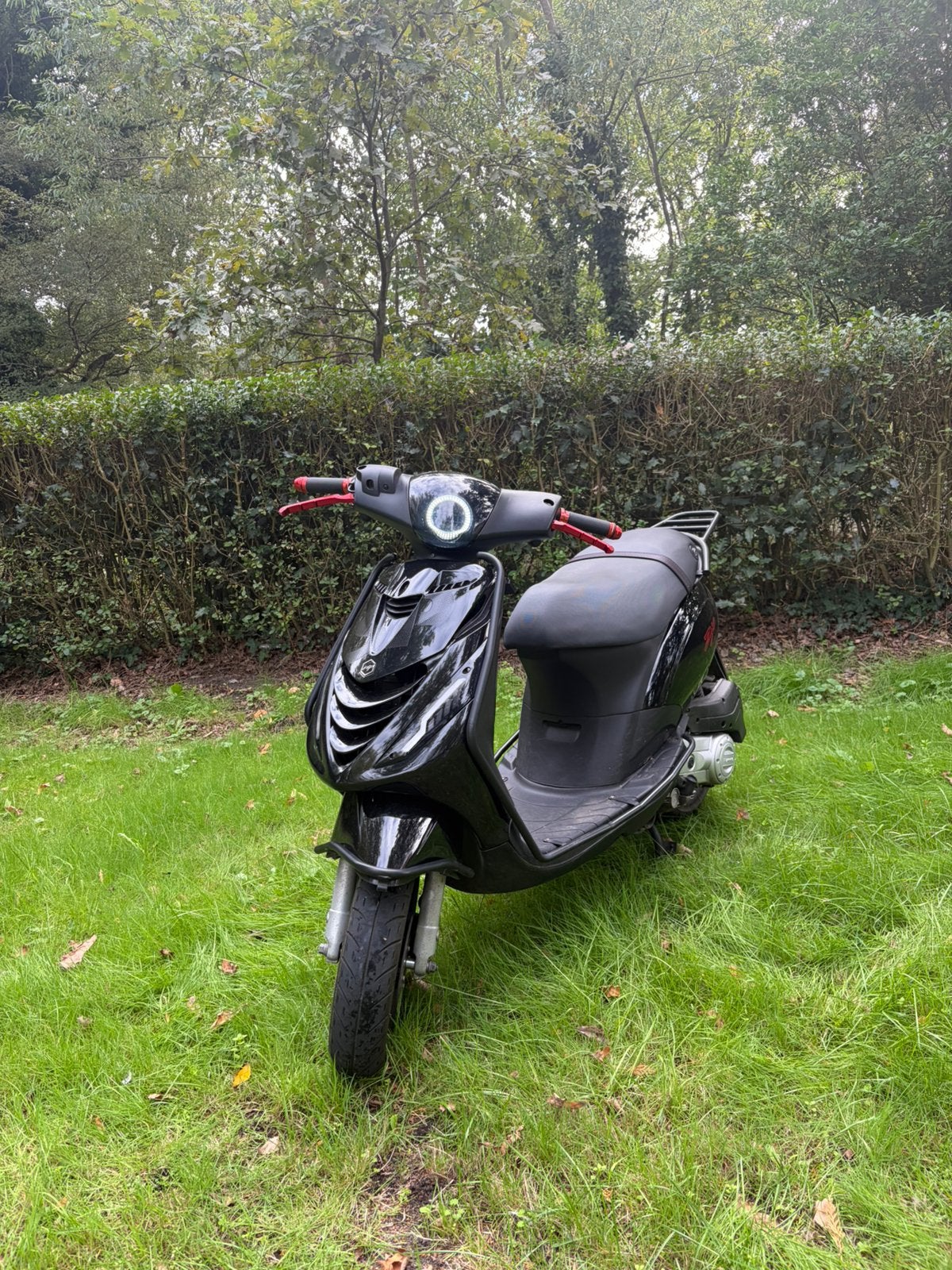 Zip 4t iget euro 5, Vélos & Vélomoteurs, Zip, 49 cm³, Comme neuf, Classe B (45 km/h)