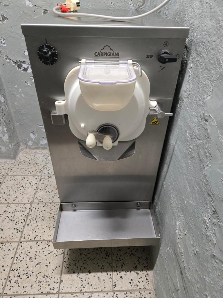 Ijsturbine carpigiani Labo 8/12E, Zakelijke goederen, Horeca | Keukenapparatuur, Ophalen