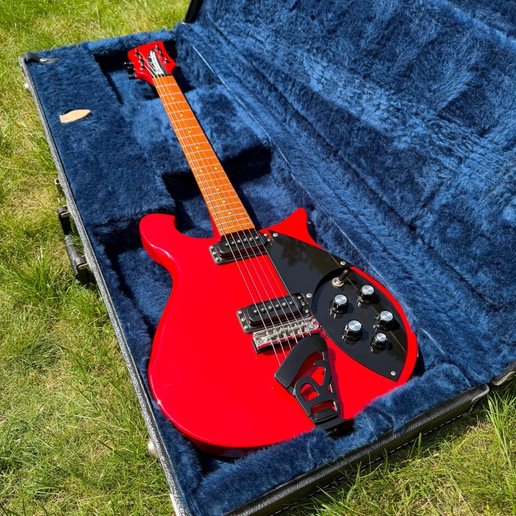 Rickenbacker 610 Red 1991 USA !RARE&MINT!, Musique & Instruments, Instruments à corde | Guitares | Électriques, Comme neuf, Solid body