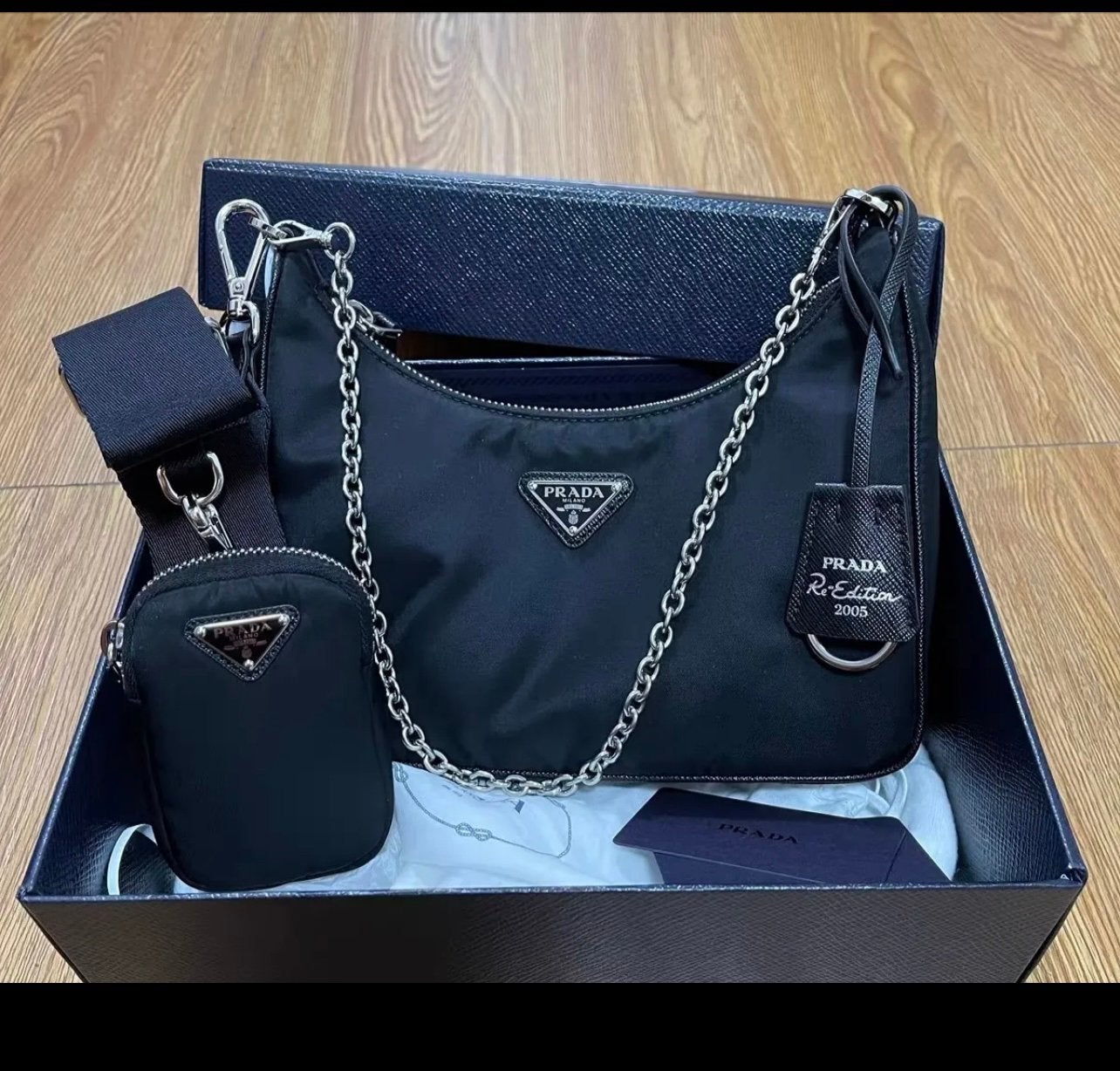 Prada tas nieuw, Handtassen en Accessoires, Tassen | Schoudertassen, Ophalen of Verzenden, Nieuw