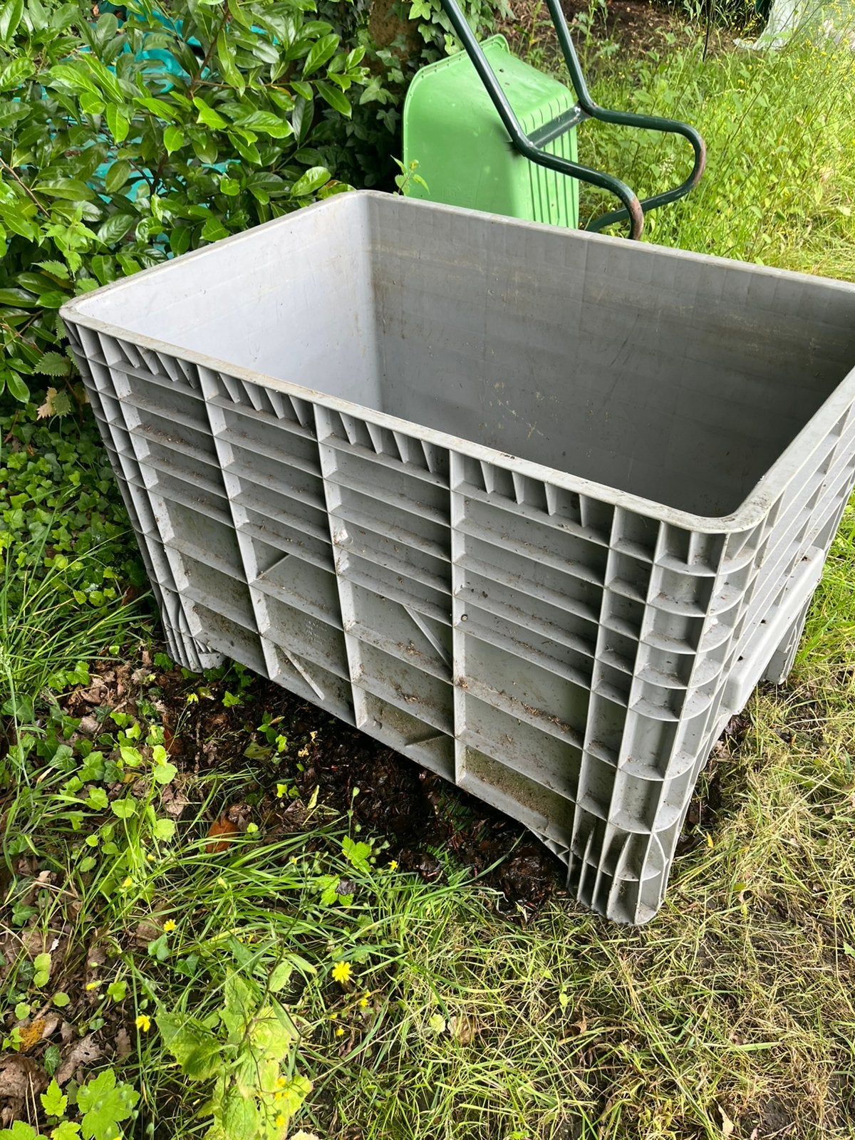 Stapelbakken, Ophalen, Zo goed als nieuw