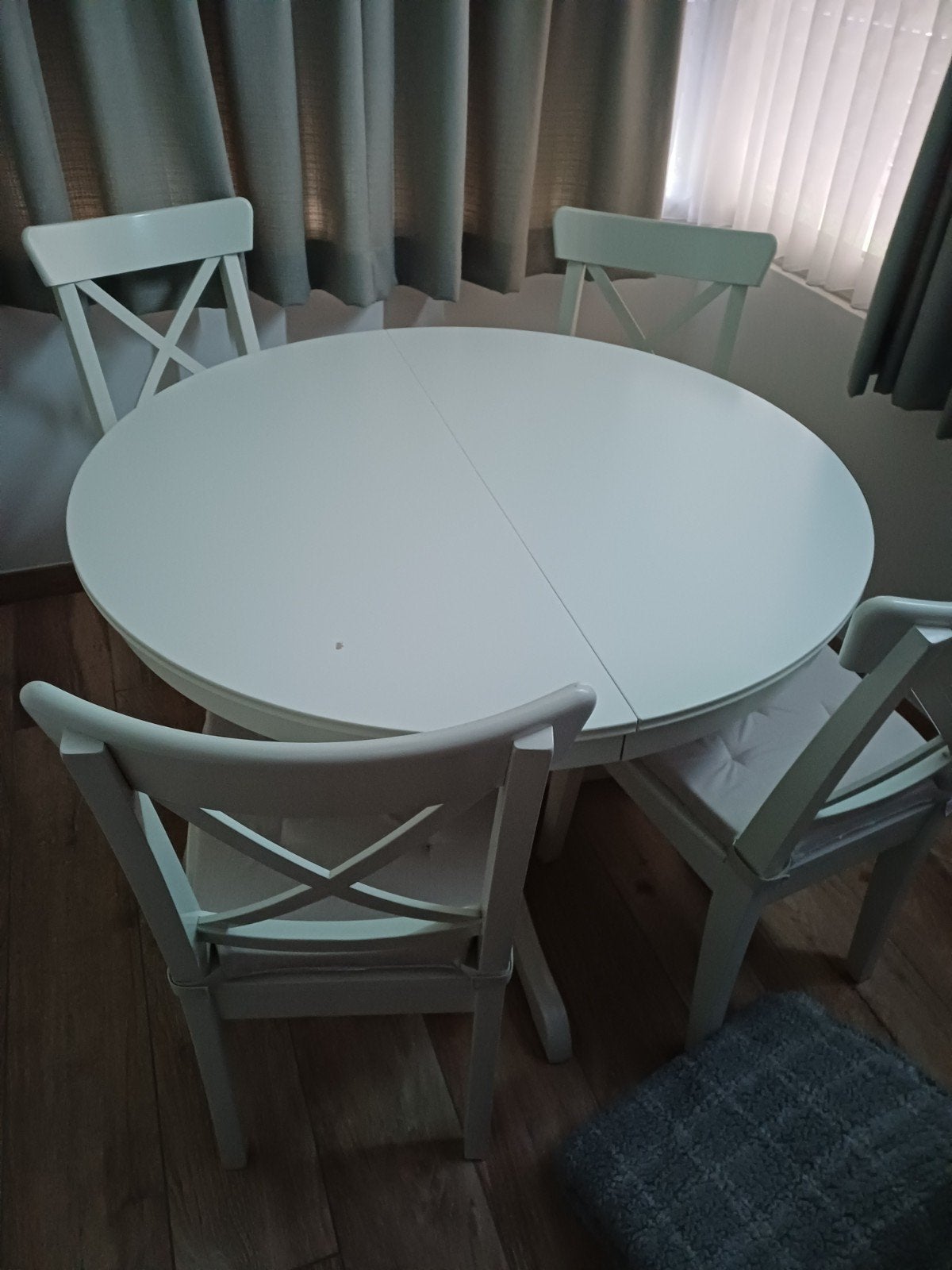 tafel met 4, Ophalen, Zo goed als nieuw, Vijf personen of meer, Ovaal
