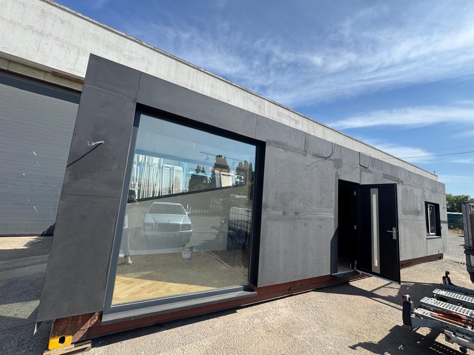 Woning-Unit 123meter met 1slp kamer sanitair en keuken, Enlèvement, Comme neuf