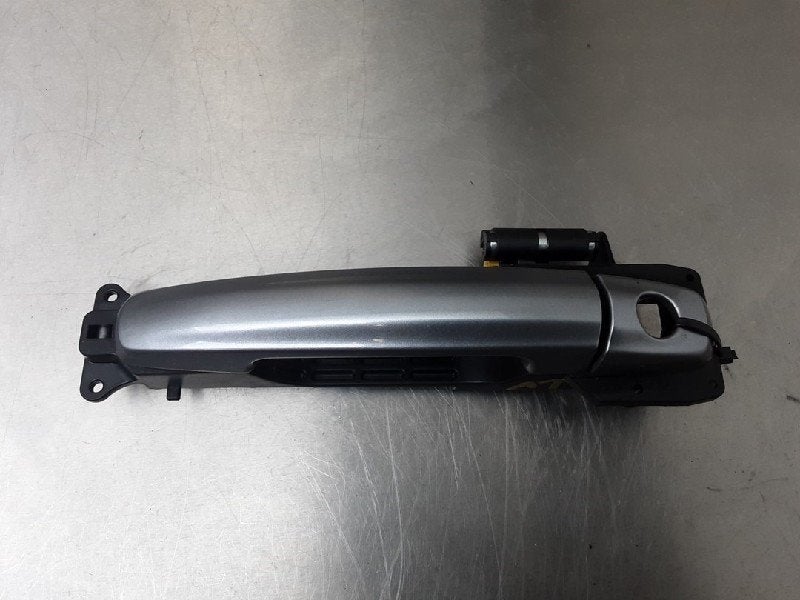 POIGNEE EXTERIEURE AVANT GAUCHE Suzuki SX4 S-Cross (JY), Autos : Pièces & Accessoires, Utilisé, Avant, Suzuki